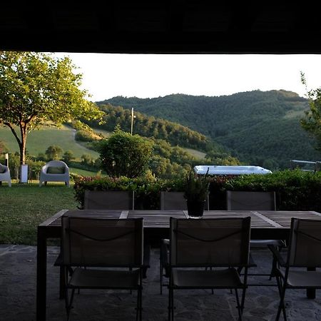 Casa Vacanze Colonnata Gubbio Luaran gambar