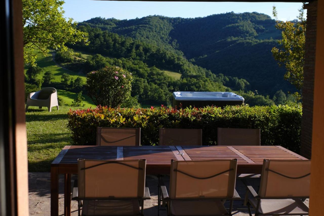 Casa Vacanze Colonnata Gubbio Luaran gambar
