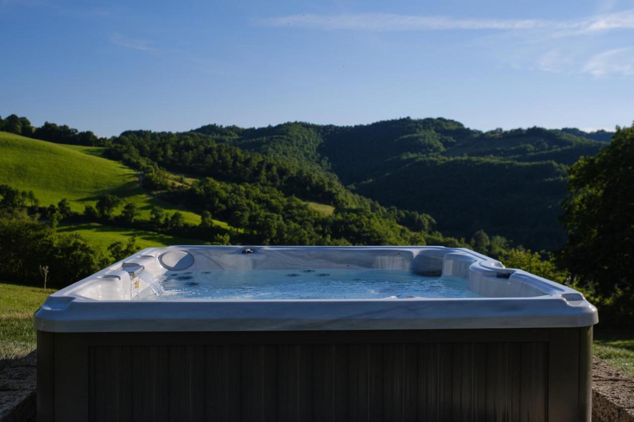 Casa Vacanze Colonnata Gubbio Luaran gambar